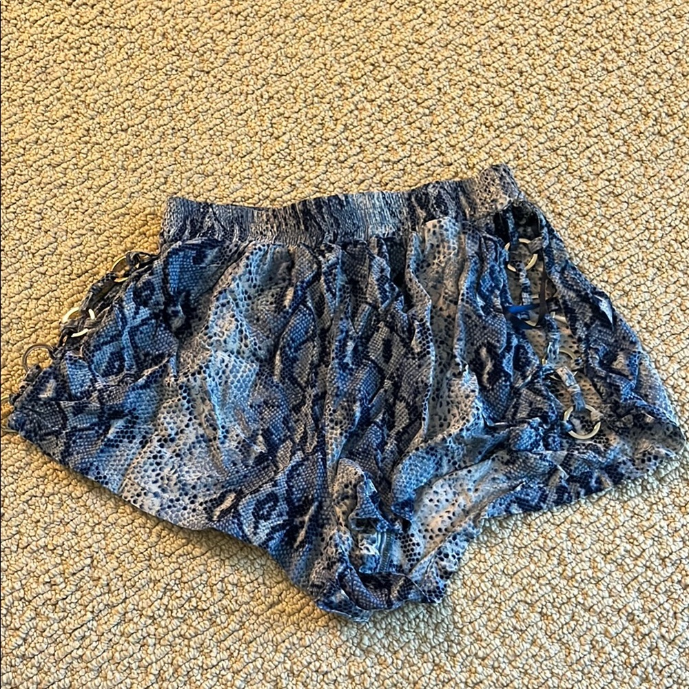 Blue Snake Print Women's Shorts